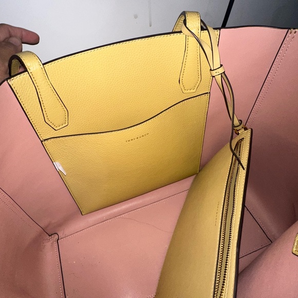 Pre loved Tory Burch Blake Large tote bag with detachable pouch - Picture 6 of 6